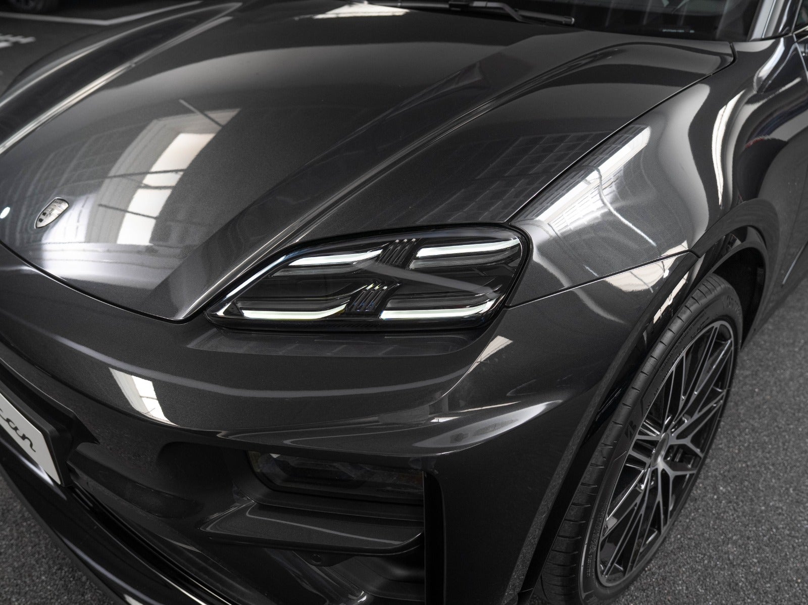 Gallery image 4 of 20