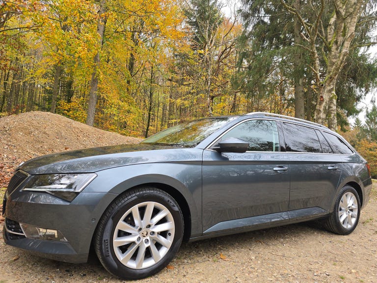 Skoda Superb TSi 150 Business Executive Combi DSG