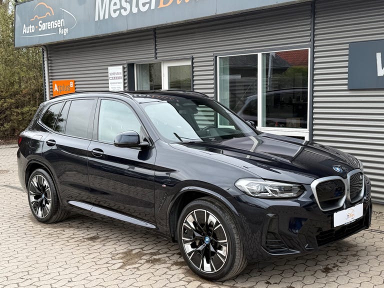 BMW iX3 Charged Plus M-Sport