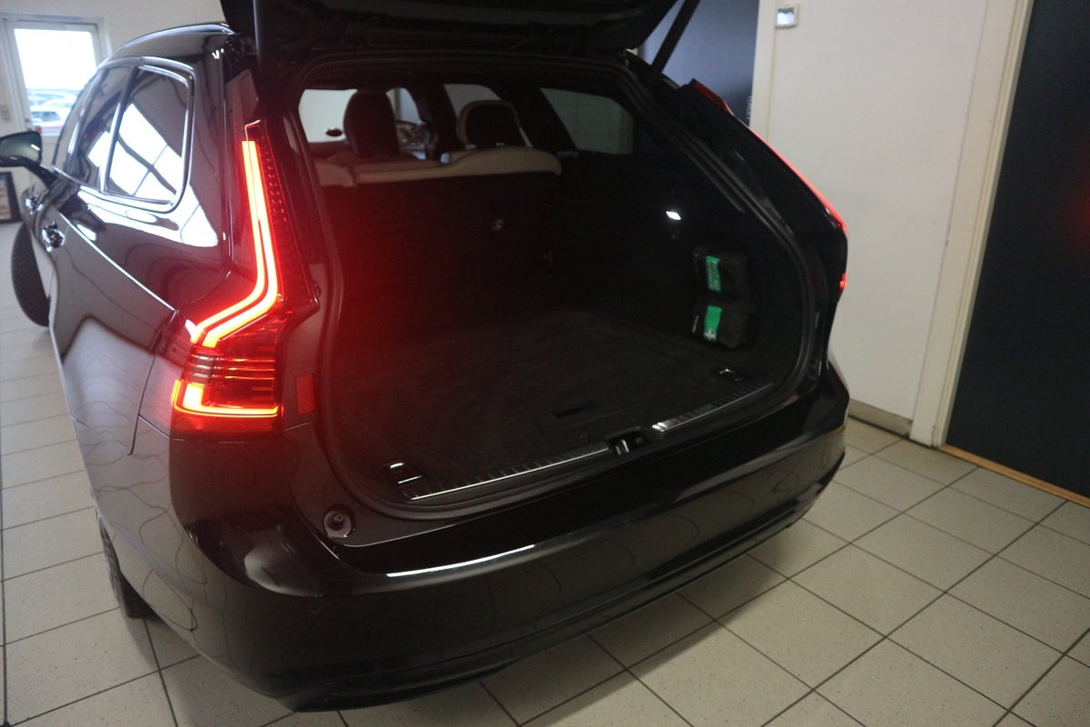 Volvo V90 T8 ReCharge R-Design aut. AWD