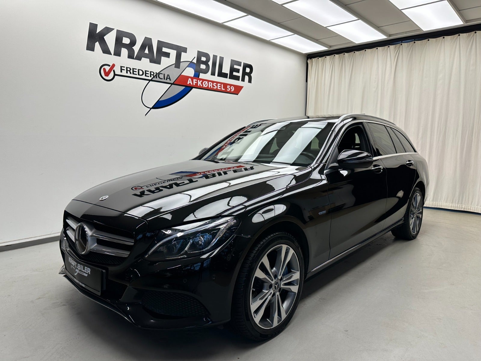 Billede af Mercedes C350 e 2,0 Avantgarde stc. aut.