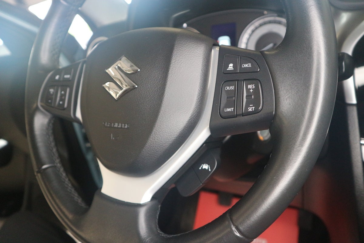 Suzuki Vitara mHybrid Active