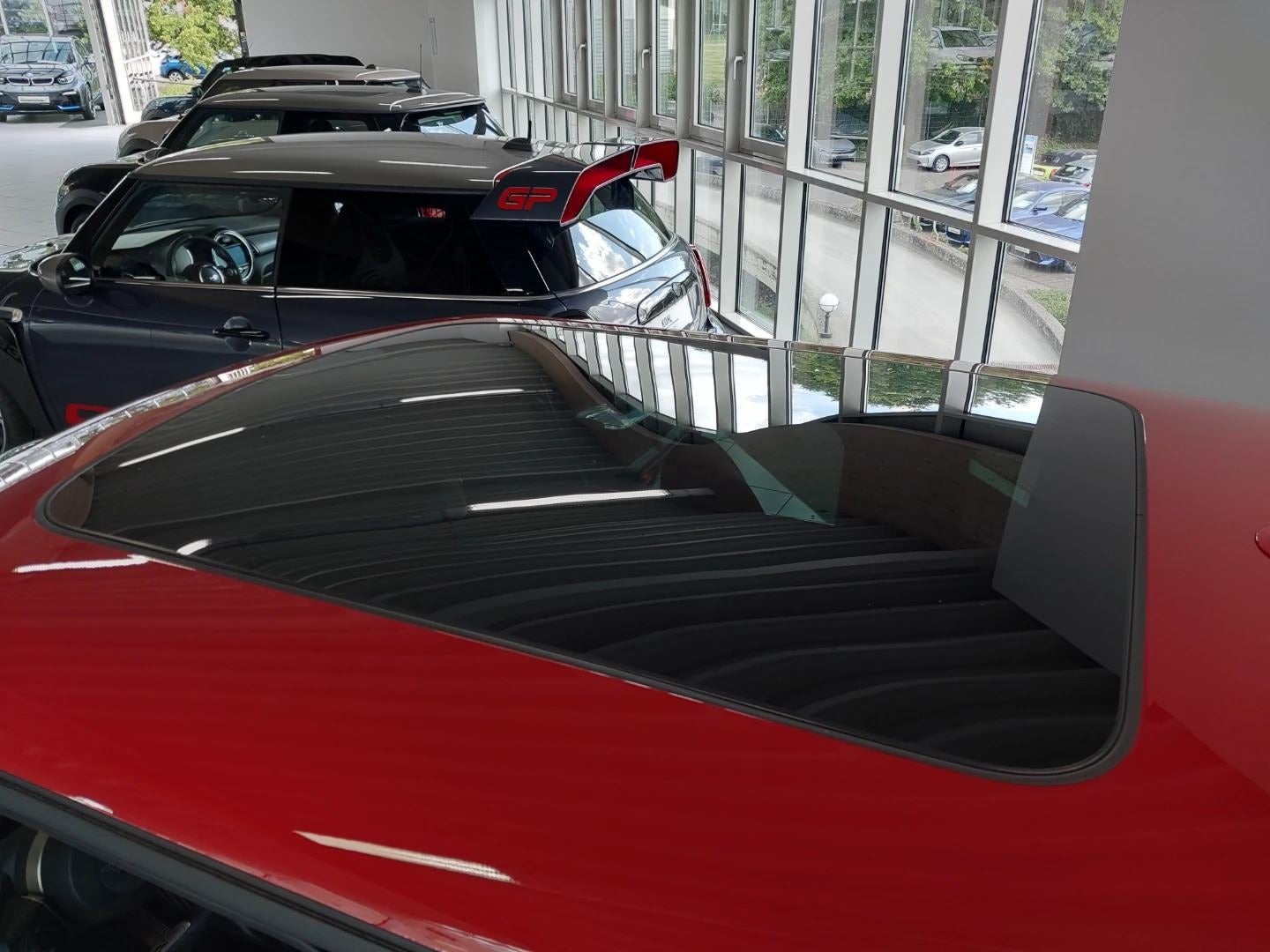 MINI Cooper SE JCW Trim XL