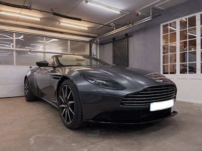 Aston Martin DB11 4,0 V8 Coupé aut. 2d
