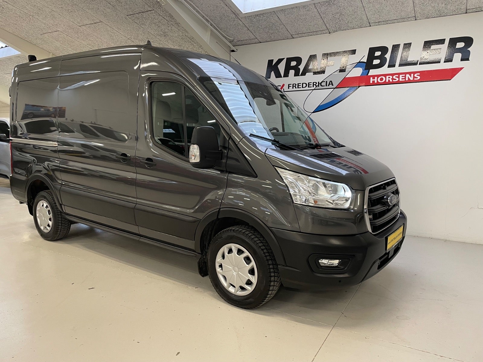 Billede af Ford Transit 350 L2 Van 2,0 TDCi 170 Trend aut. H2 FWD