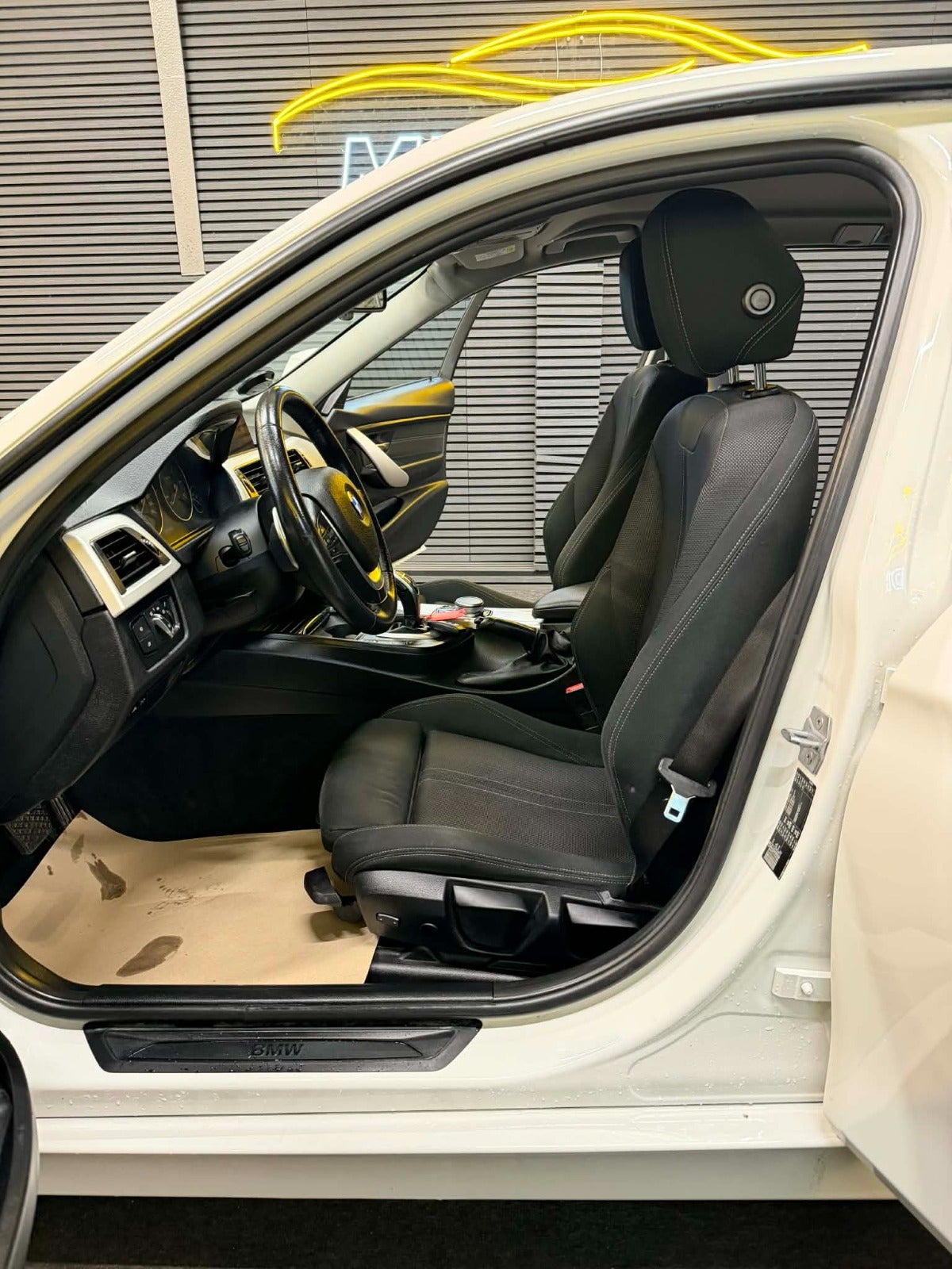 Billede af BMW 320d 2,0 Touring aut.