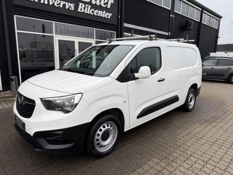 Opel Combo D 102 Enjoy L2V2