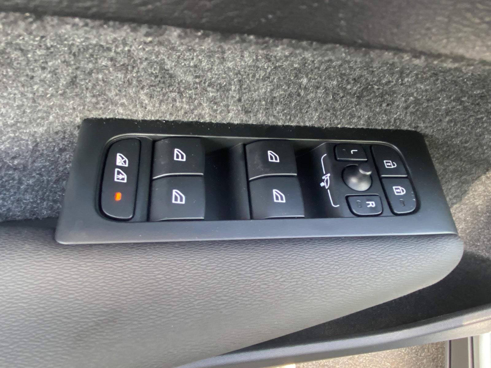 Billede af Volvo EC40  Extended Range Black Edition