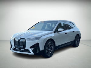 BMW iX xDrive40 Fully Charged M-Sport