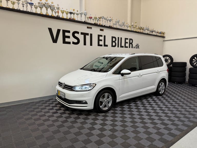 VW Touran TDi 150 Highline DSG Van