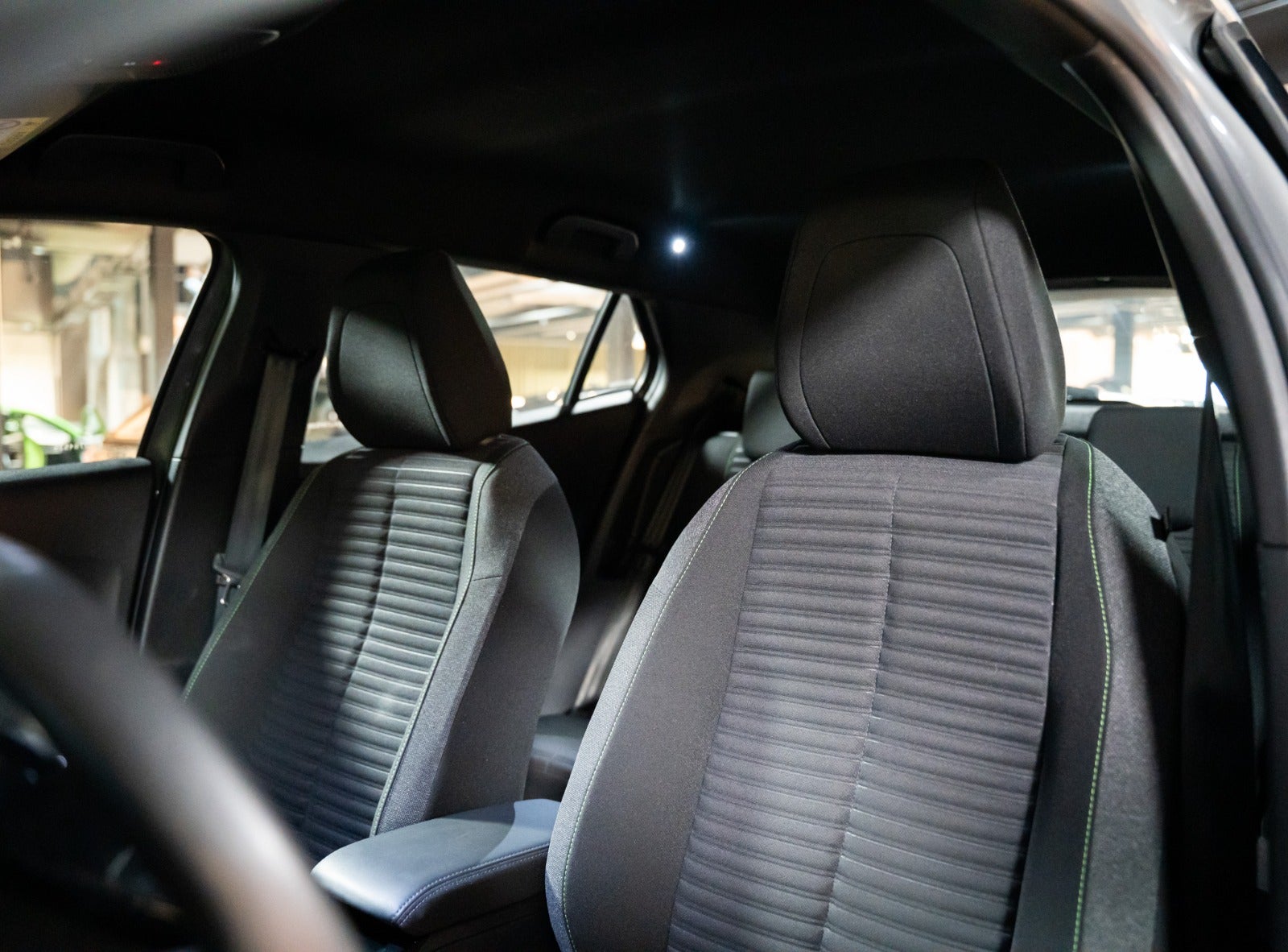 Billede af Peugeot e-2008 50 Active