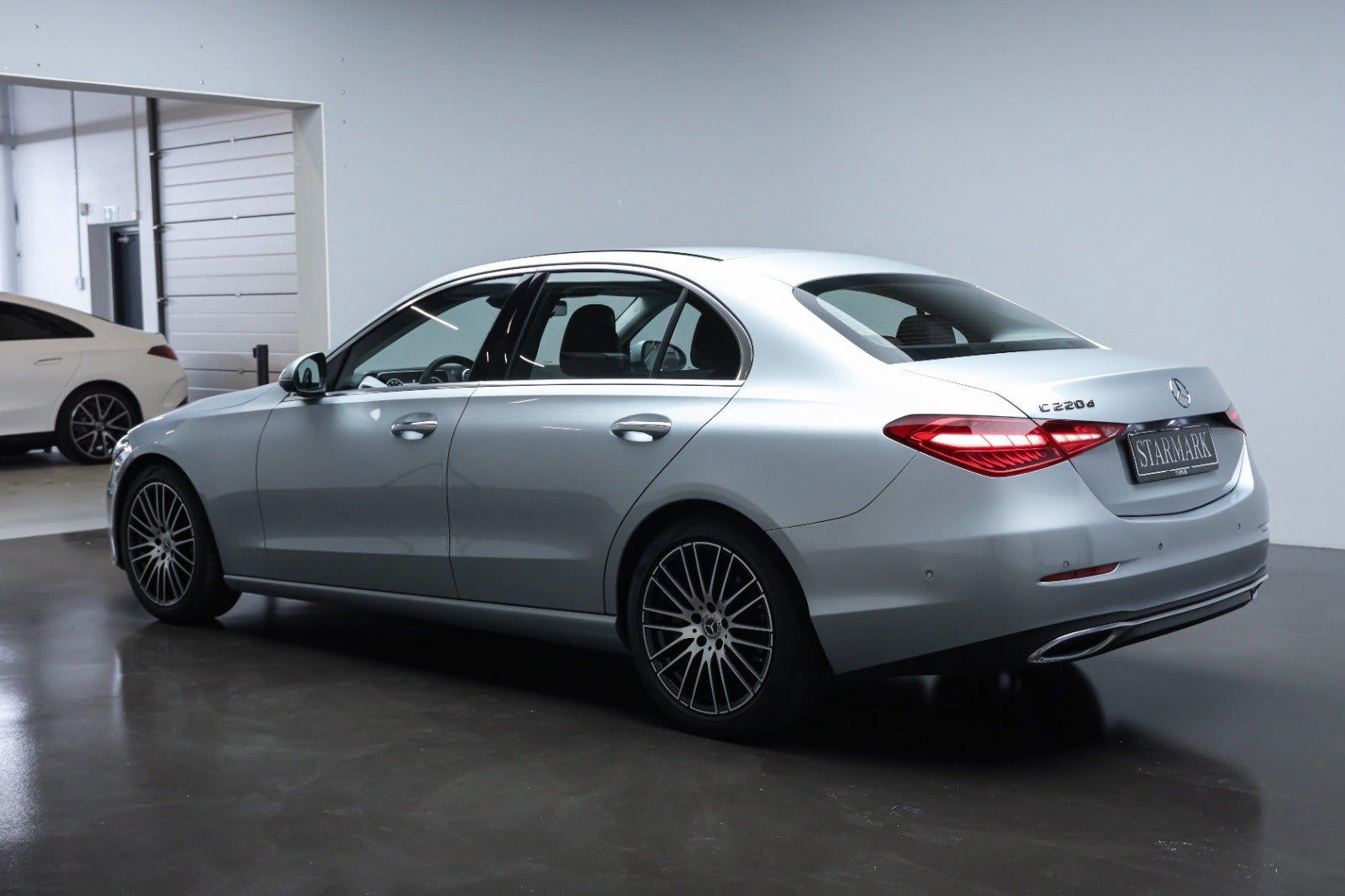 Mercedes-Benz C 220 d (3/8)
