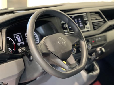 VW Transporter TDi 110 Kassevogn lang