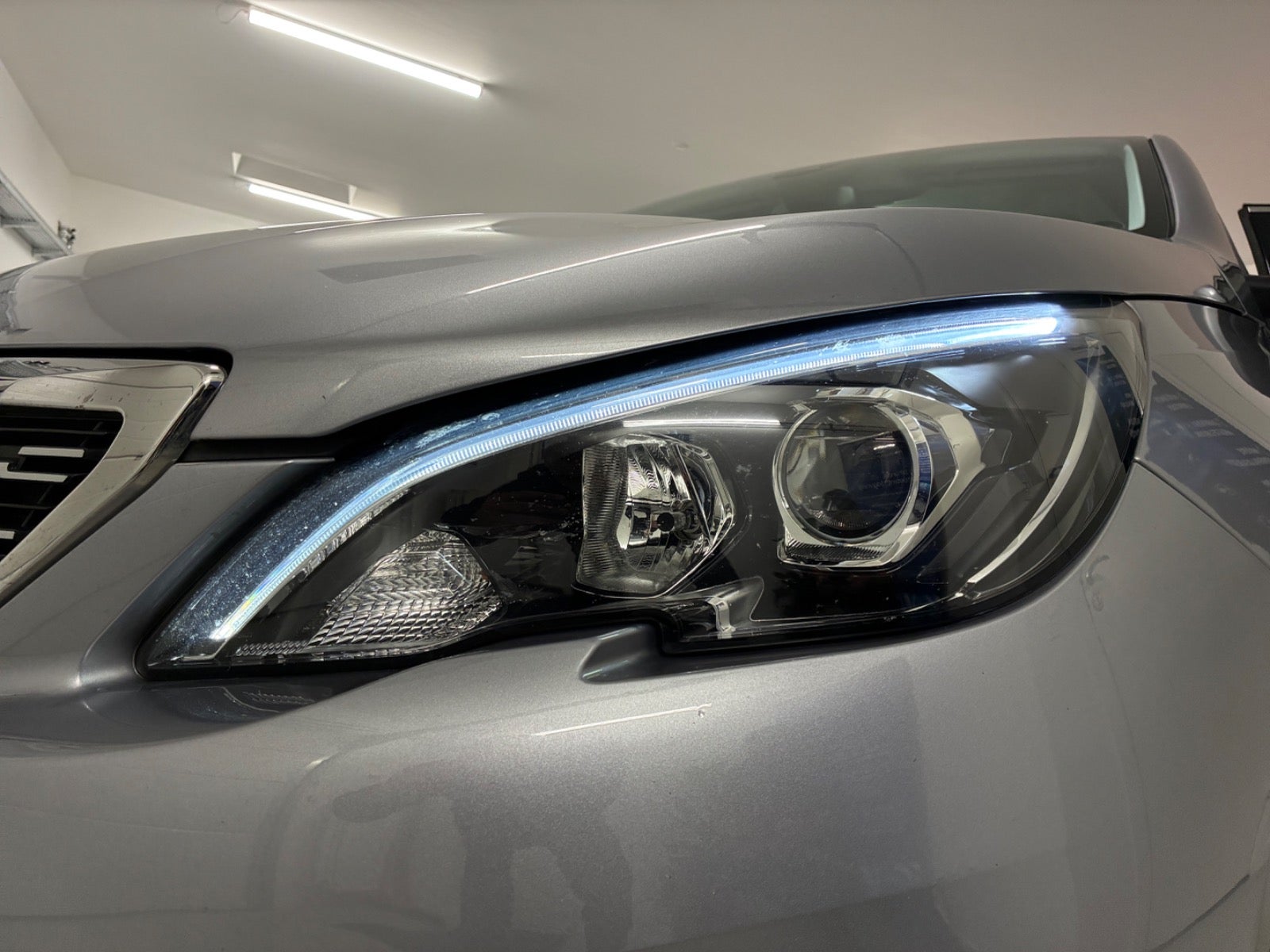 Billede af Peugeot 308 1,2 PureTech 130 Allure SW EAT8