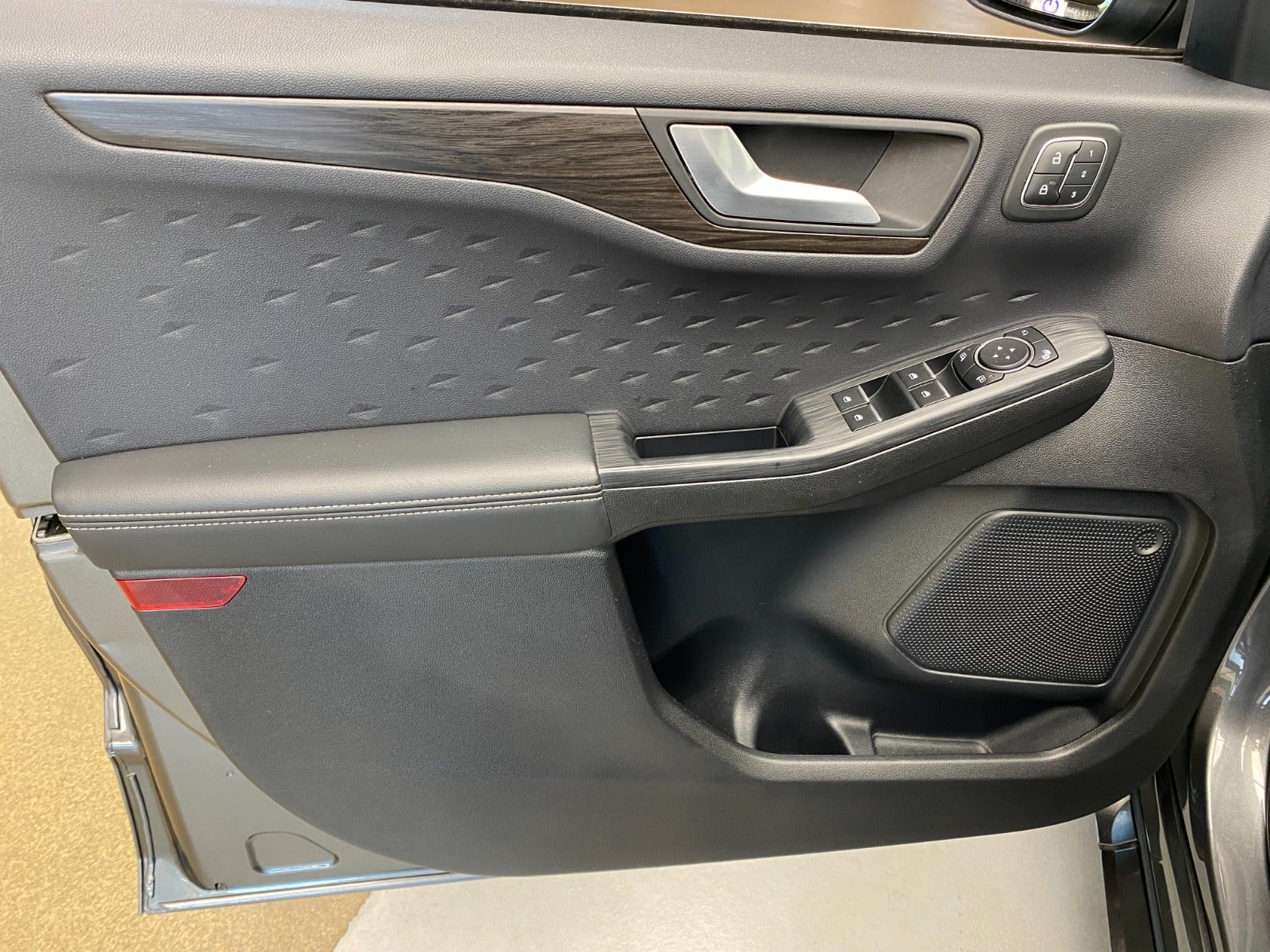 Billede af Ford Kuga 2,5 PHEV Vignale CVT