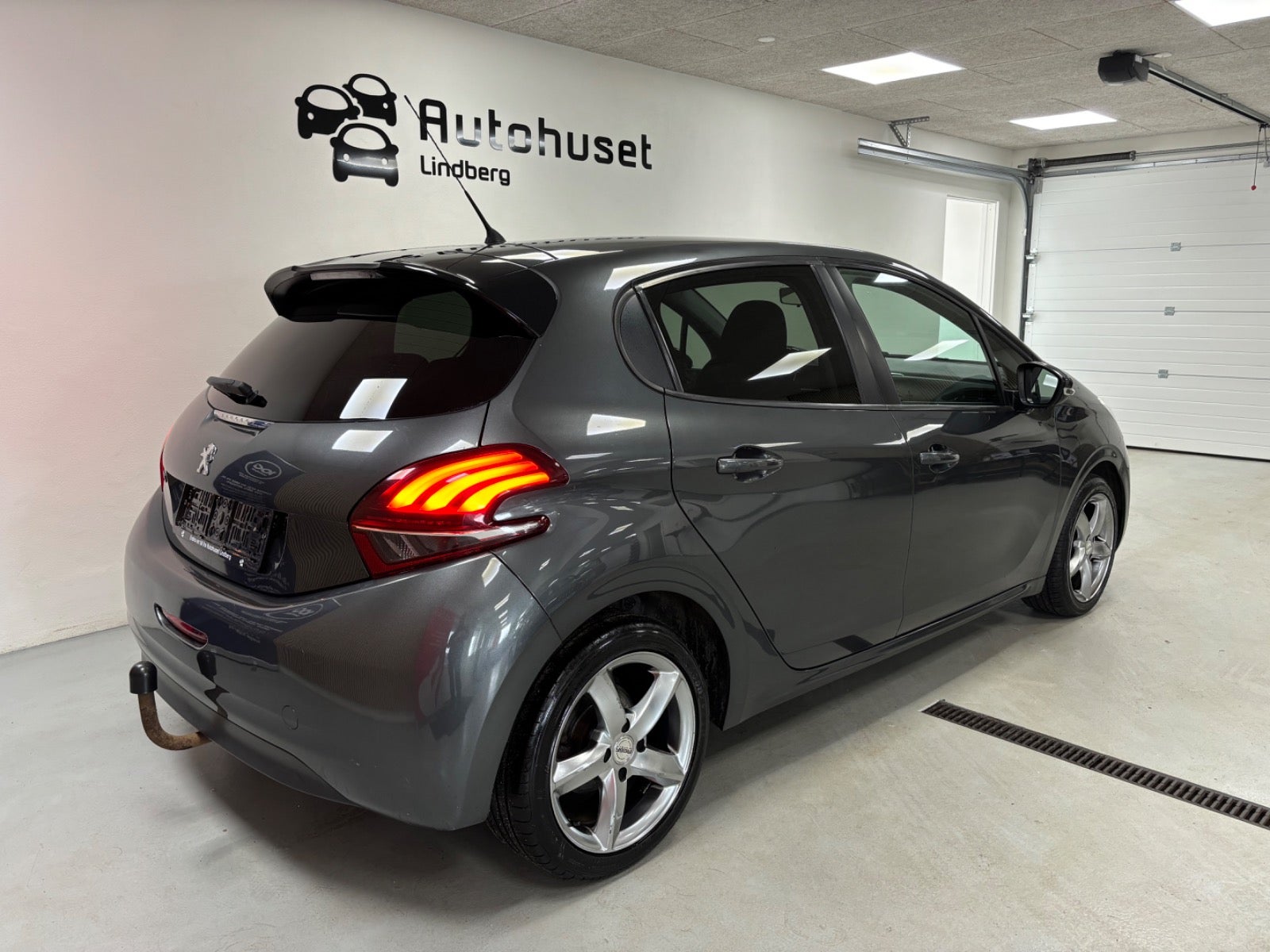 Peugeot 208 2017