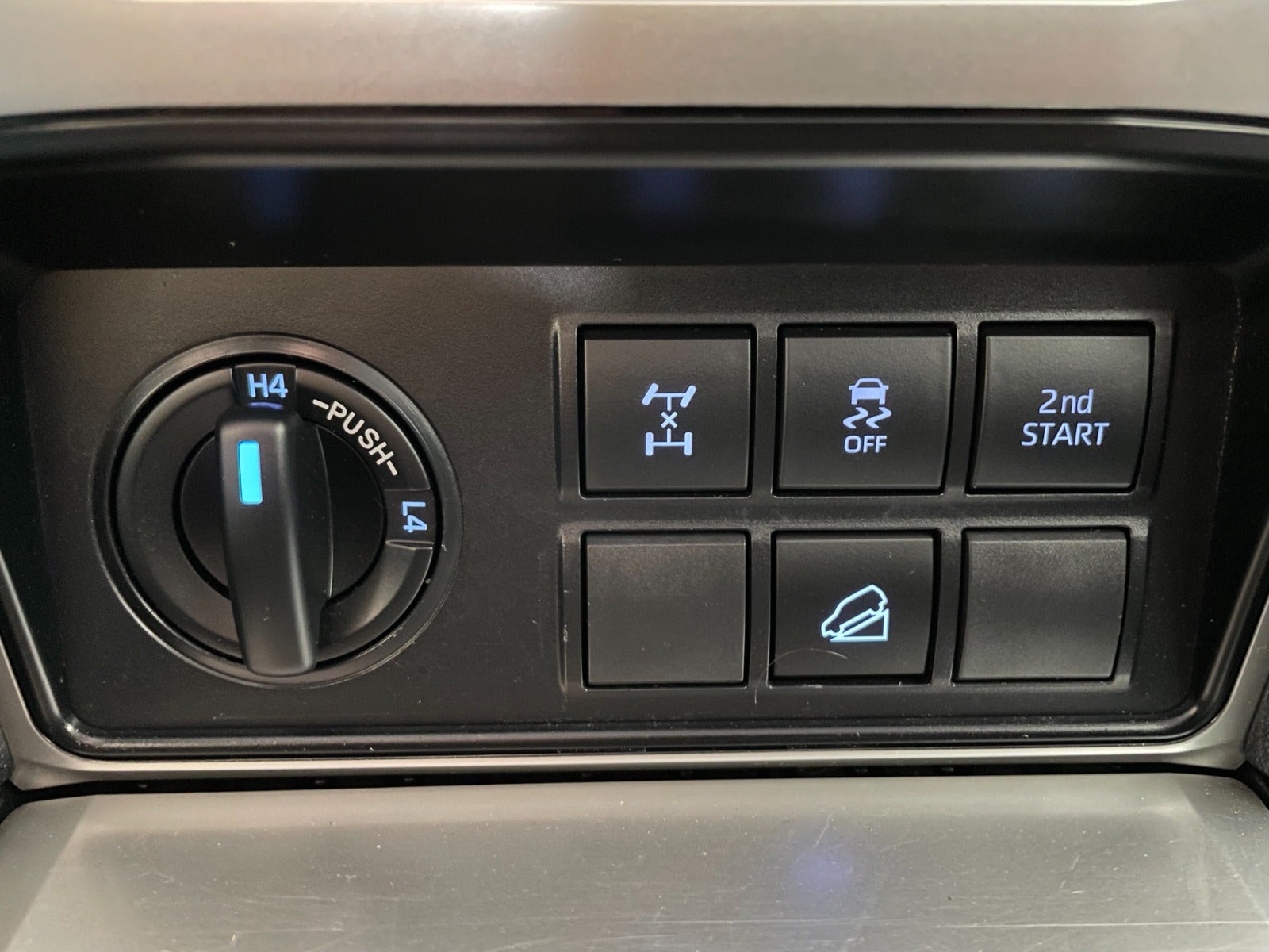 Billede af Toyota Land Cruiser 2,8 D-4D T2 aut. Van