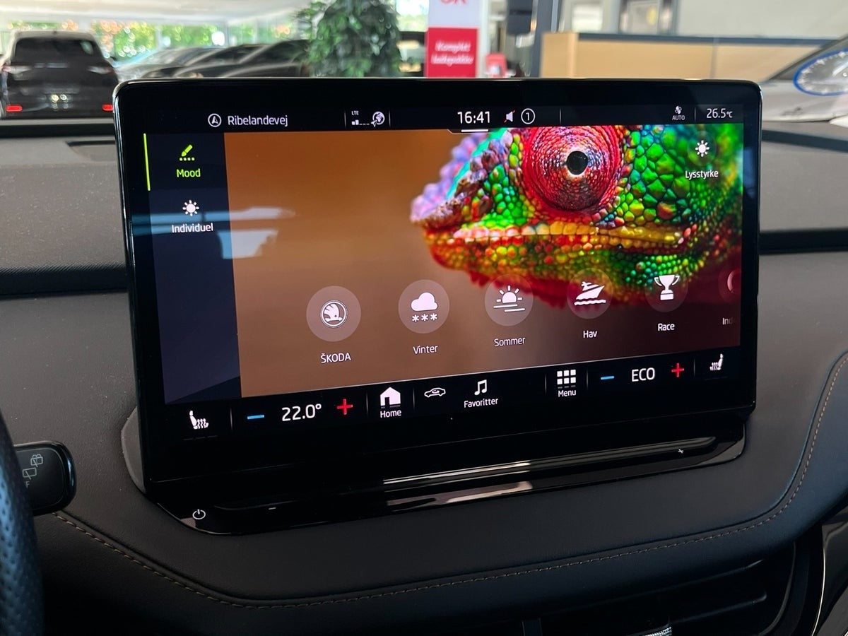 Skoda Enyaq iV Suite