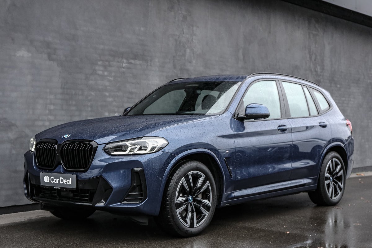 BMW iX3 billede