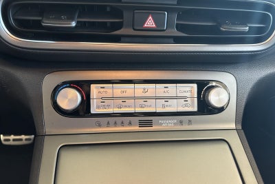 Hyundai Kona EV Trend