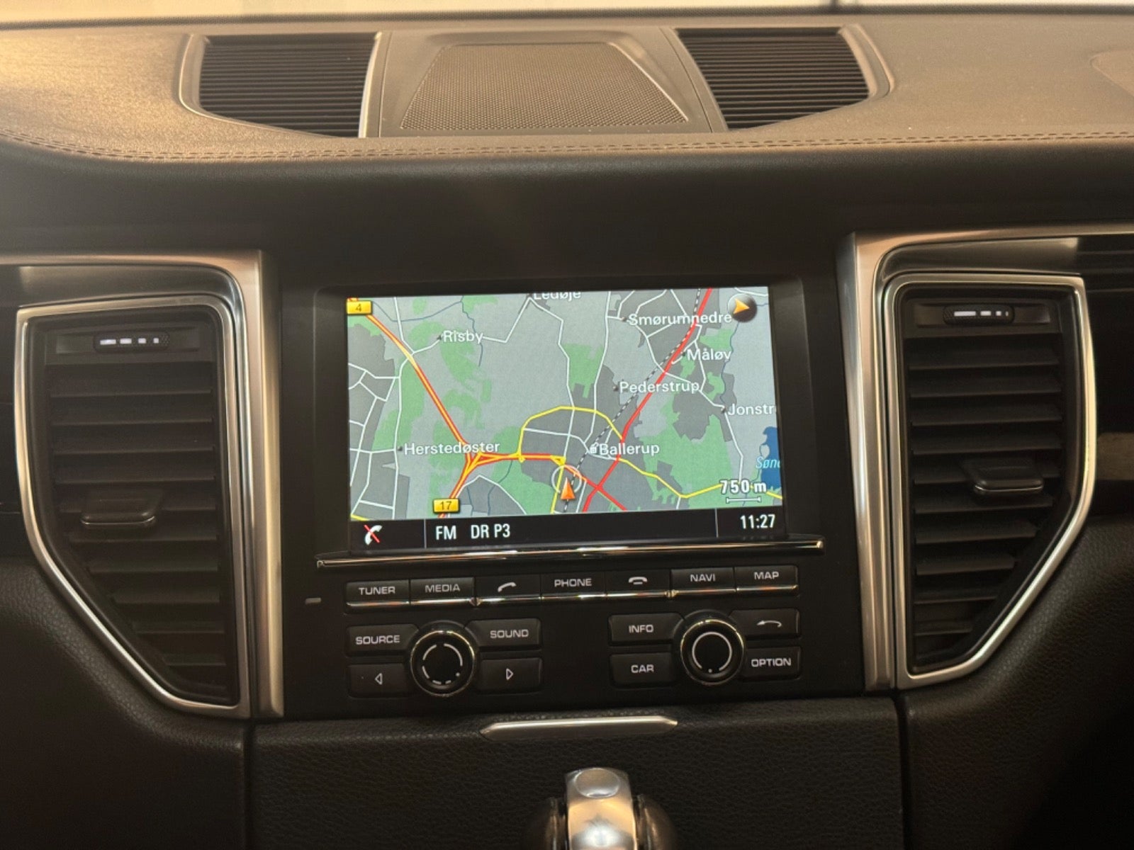 Porsche – Macan S