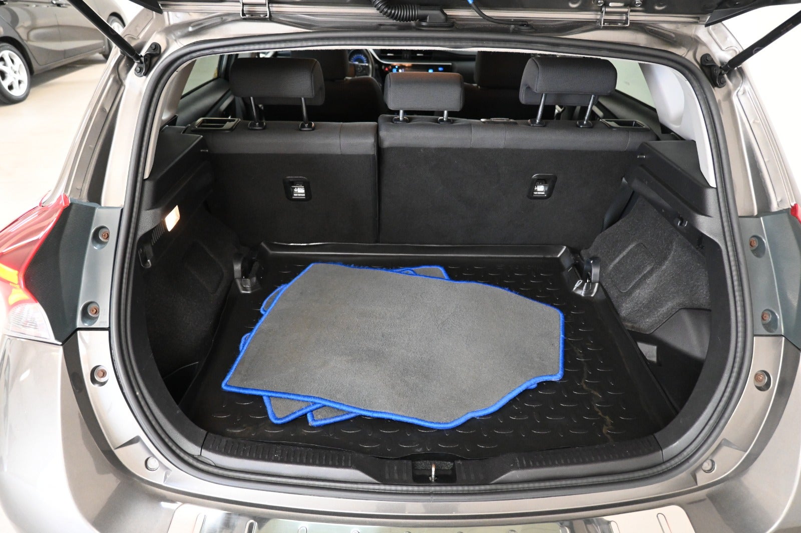 Toyota Auris Hybrid H2 Comfort CVT
