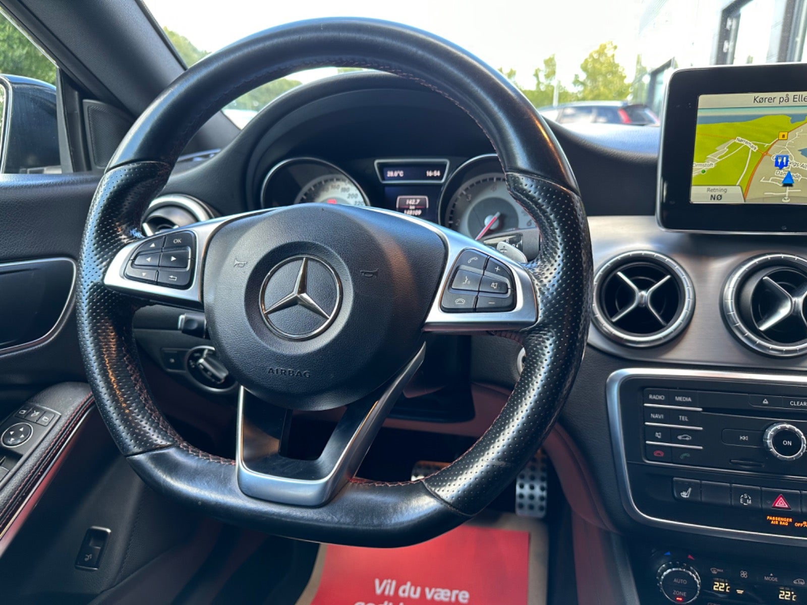 Mercedes CLA220 2015