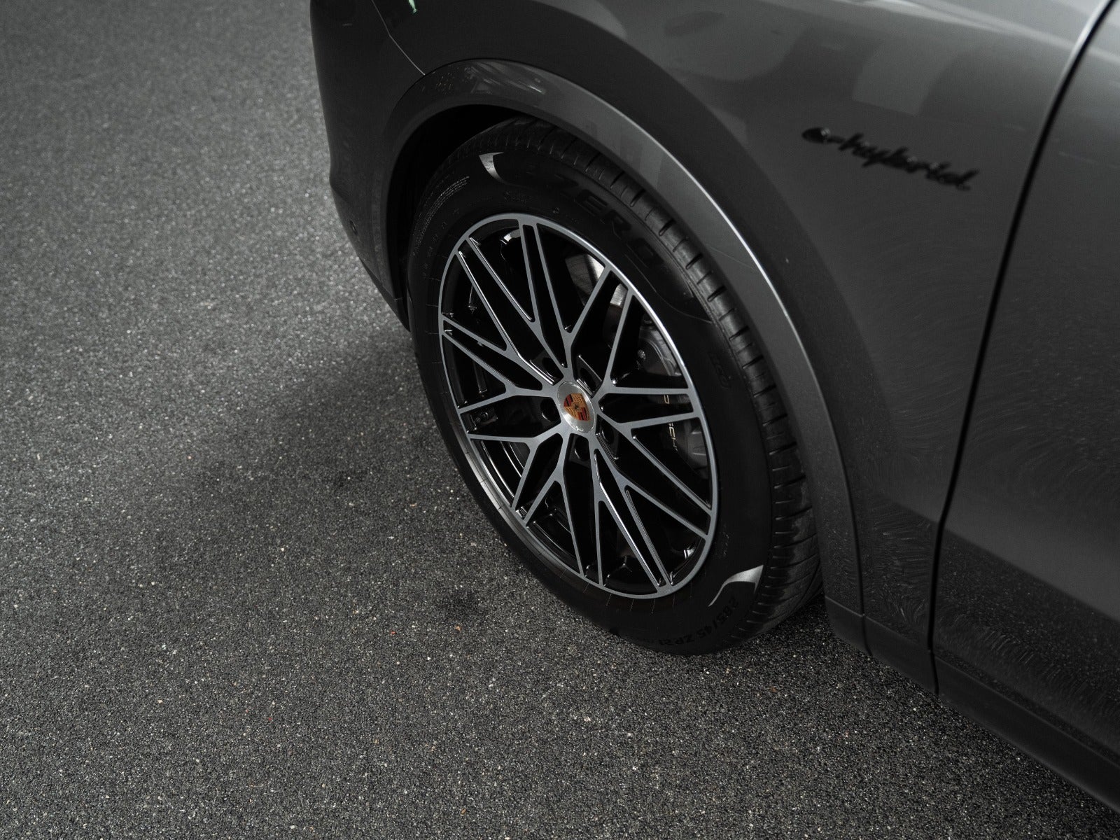 Gallery image 6 of 18