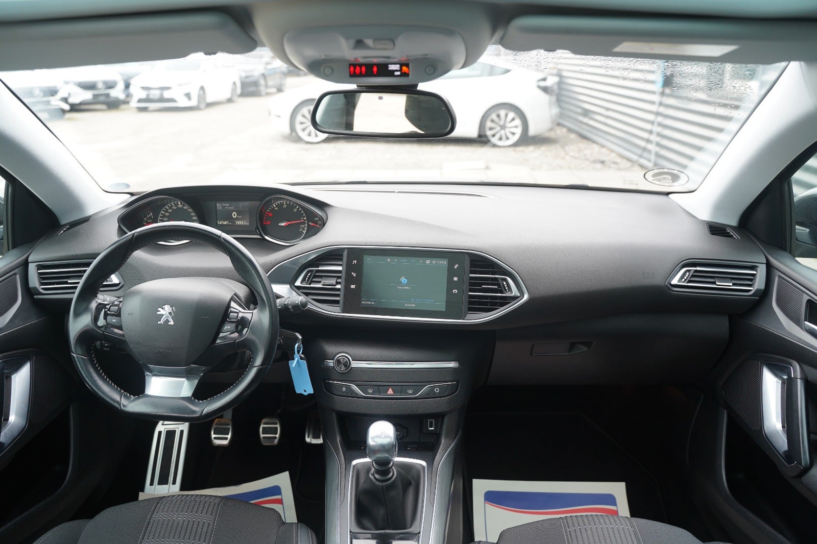 Billede af Peugeot 308 1,6 BlueHDi 120 Selection Sky SW