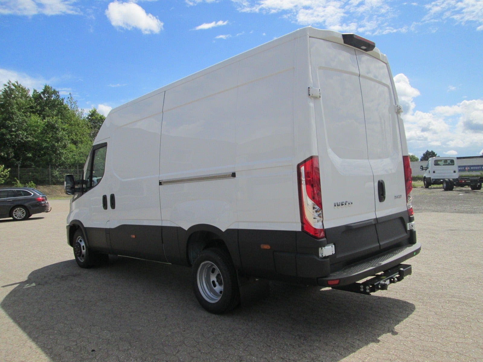 Billede af Iveco Daily 3,0 35C18 12m³ Van AG8