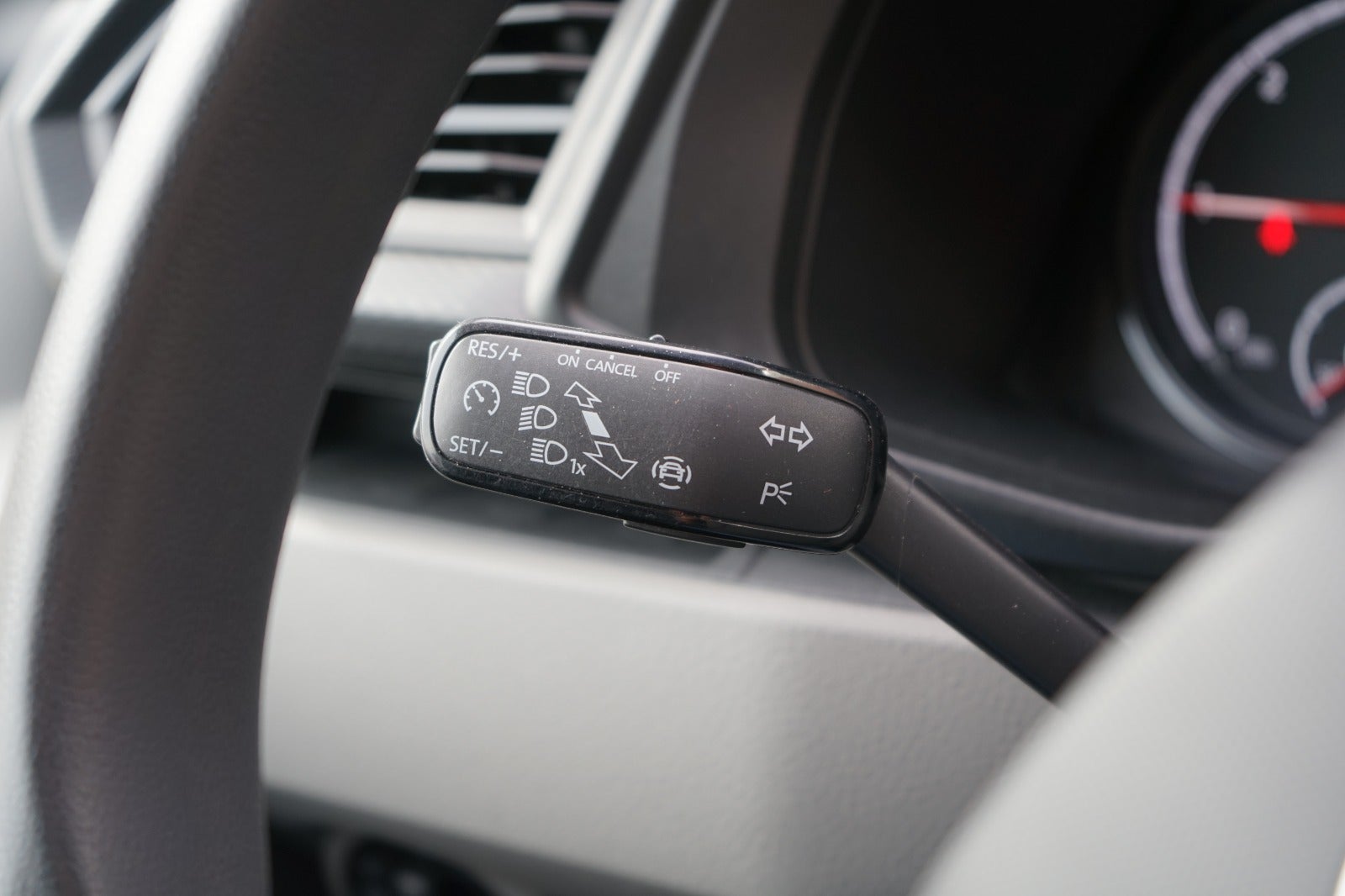 Billede af VW Transporter 2,0 TDi 150 Kassevogn kort