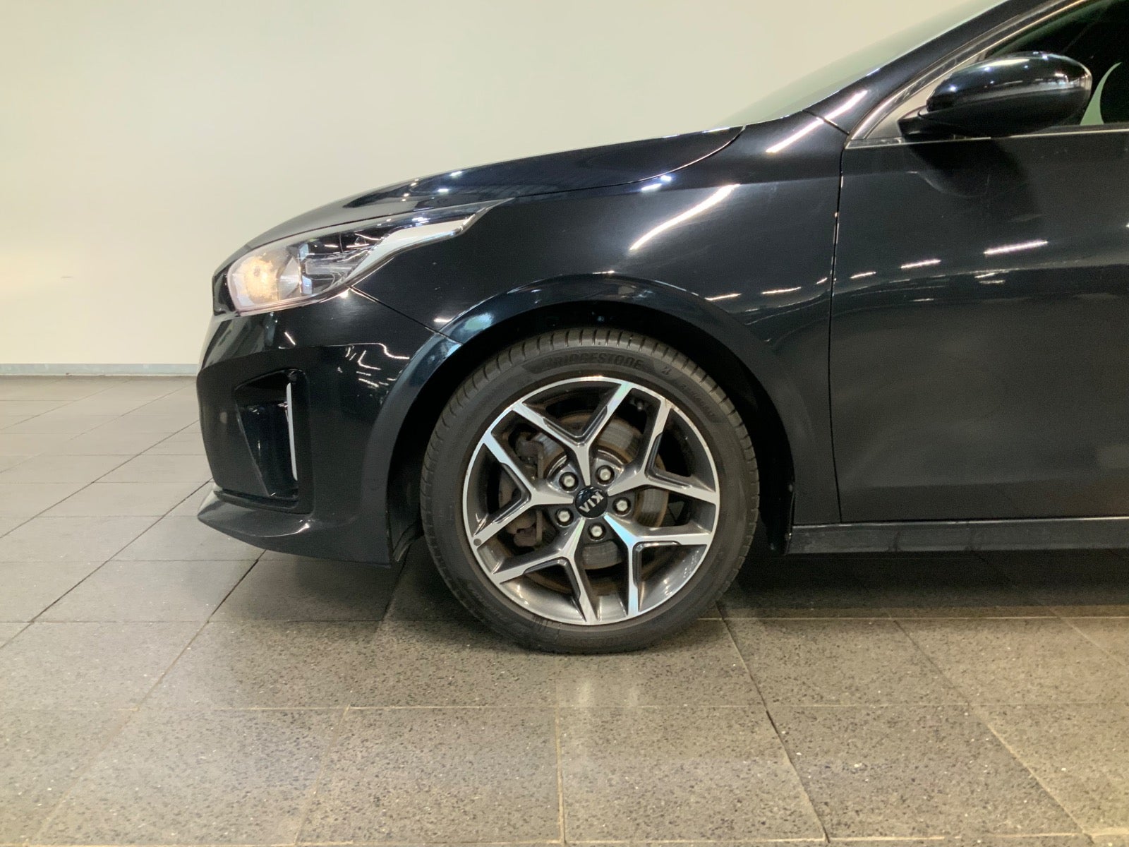 Kia Ceed (3/8)