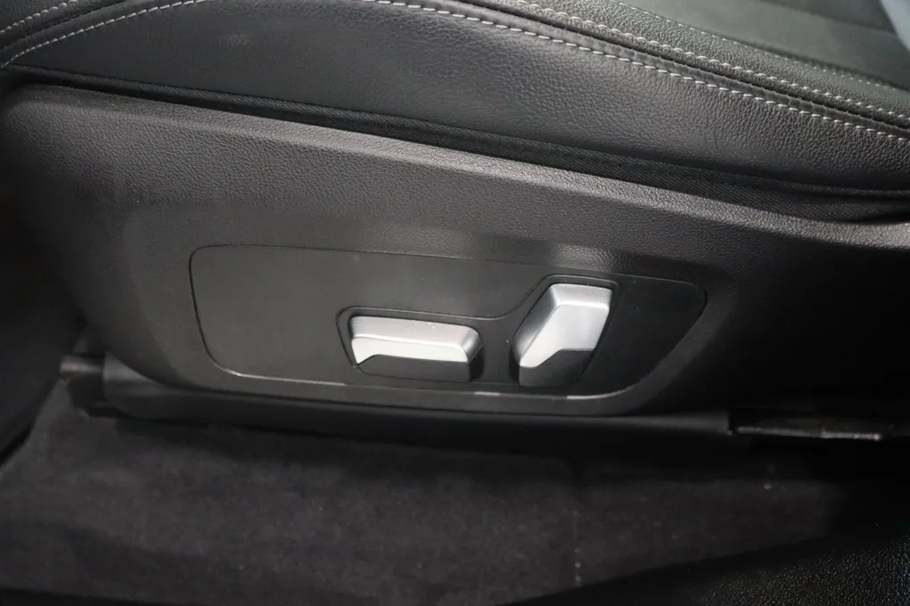 BMW iX3 Charged M-Sport