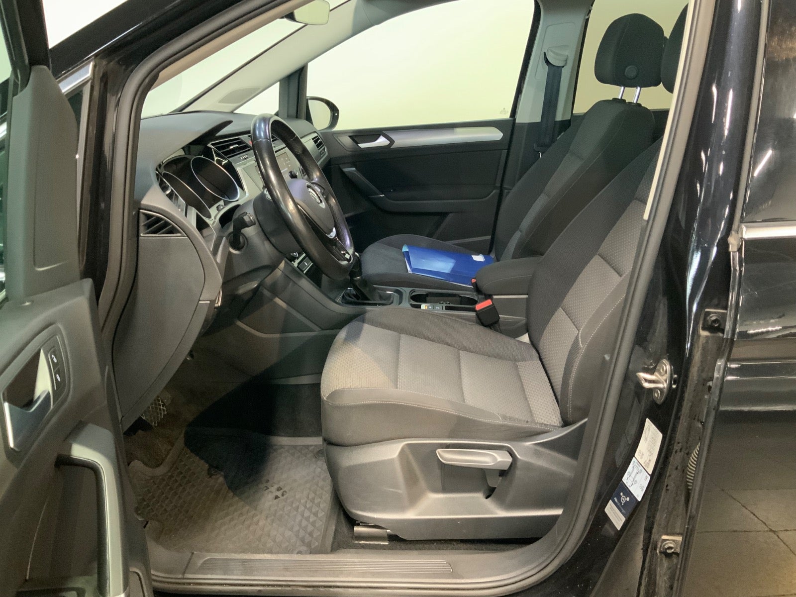 VW Touran (8/8)