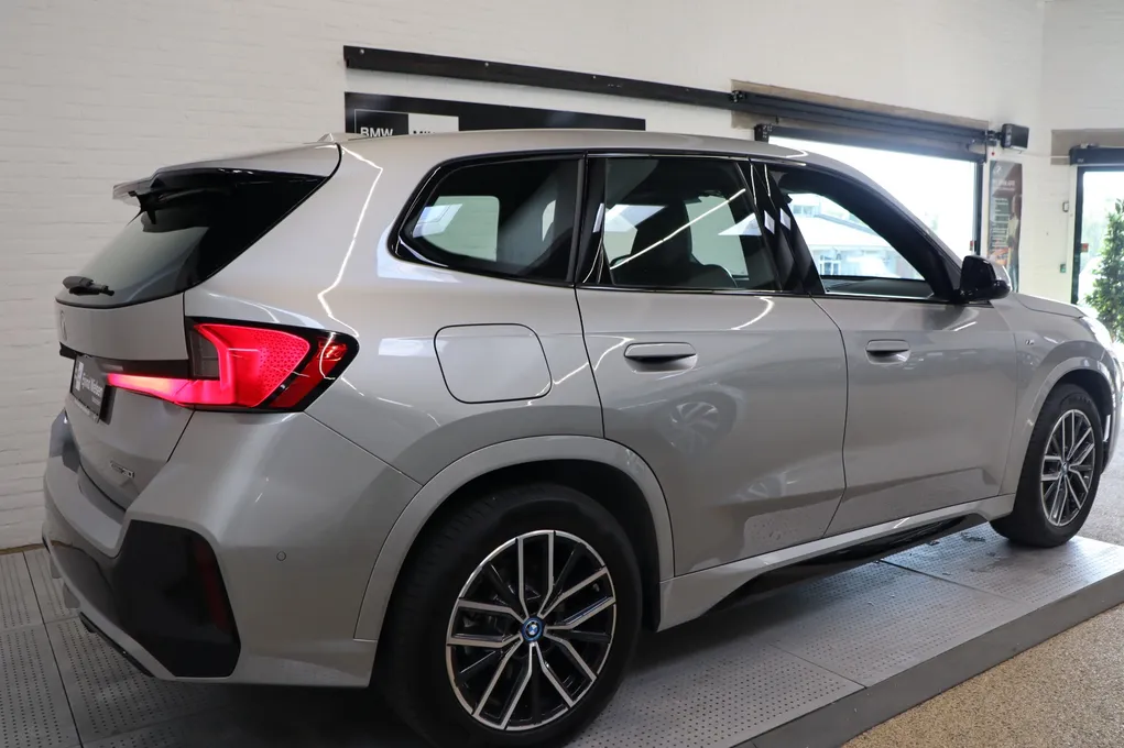 BMW iX1 xDrive30 M-Sport