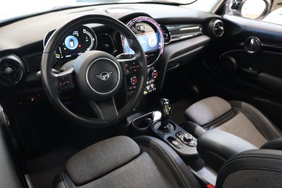 MINI Cooper SE Classic Trim