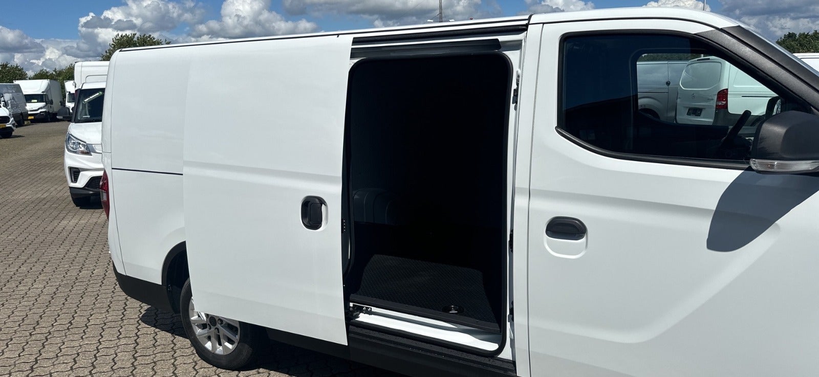 Billede af Maxus e-Deliver 3 50 Cargo Van LWB