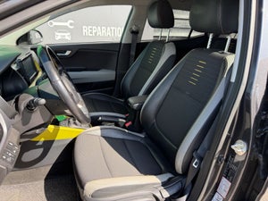 Kia Stonic T-GDi Advance Intro