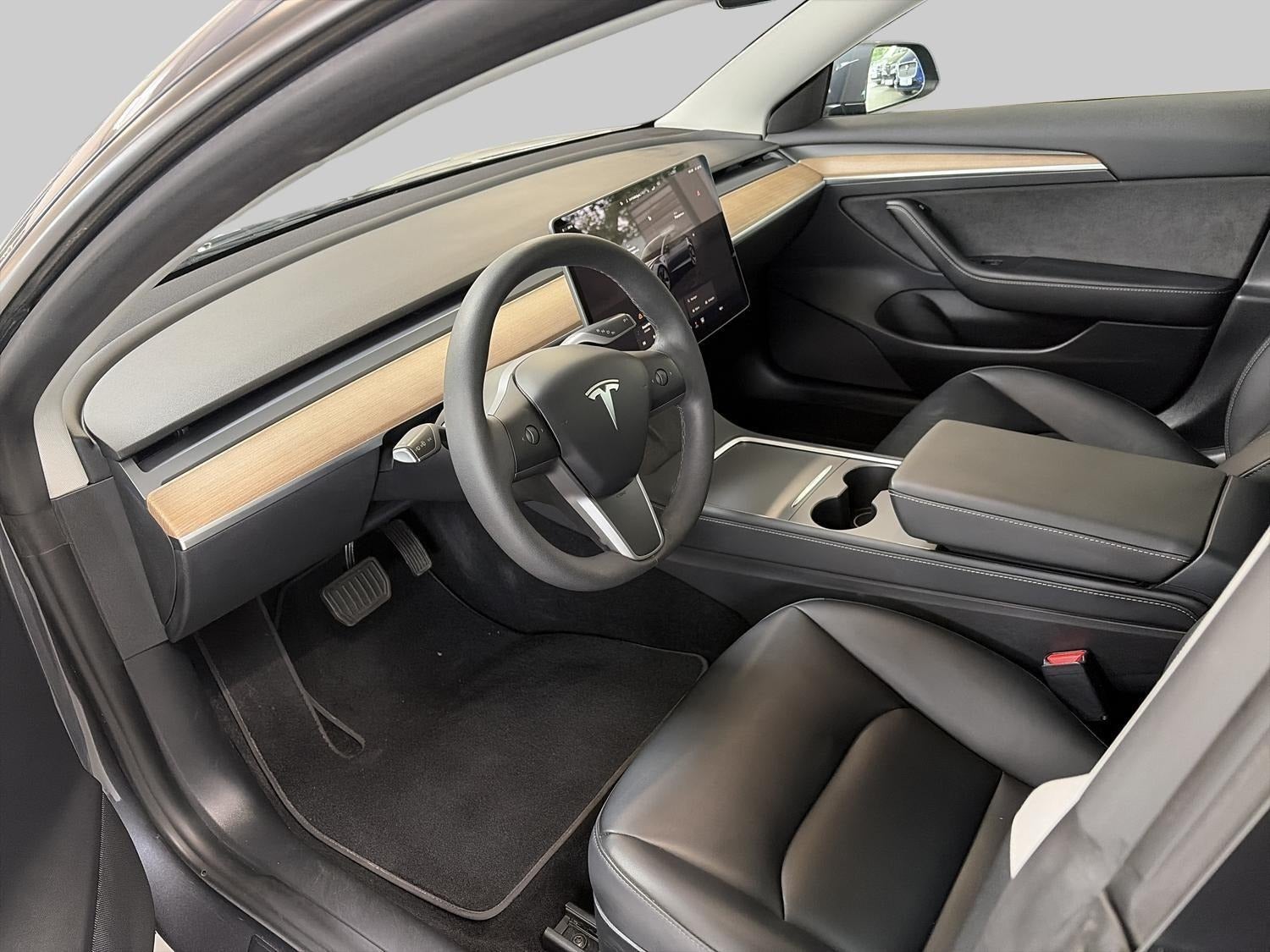 Billede af Tesla Model 3 Standard Range+ RWD