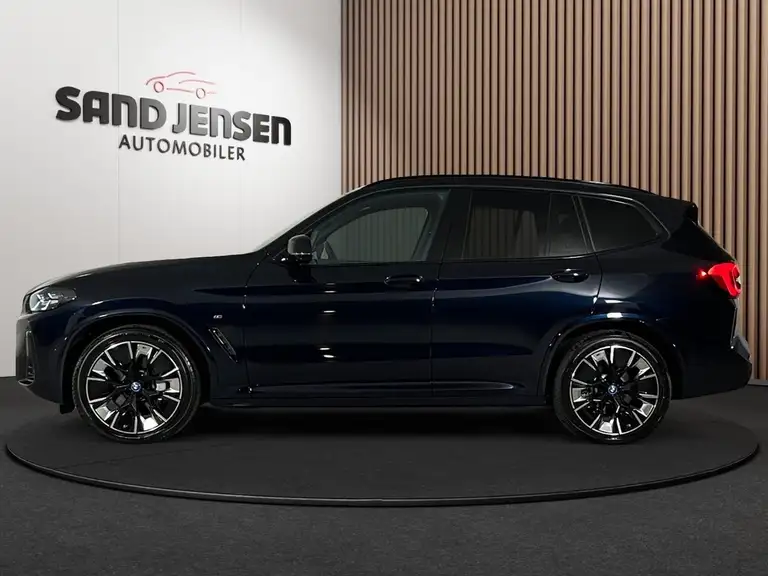 BMW iX3 Charged Plus M-Sport Van