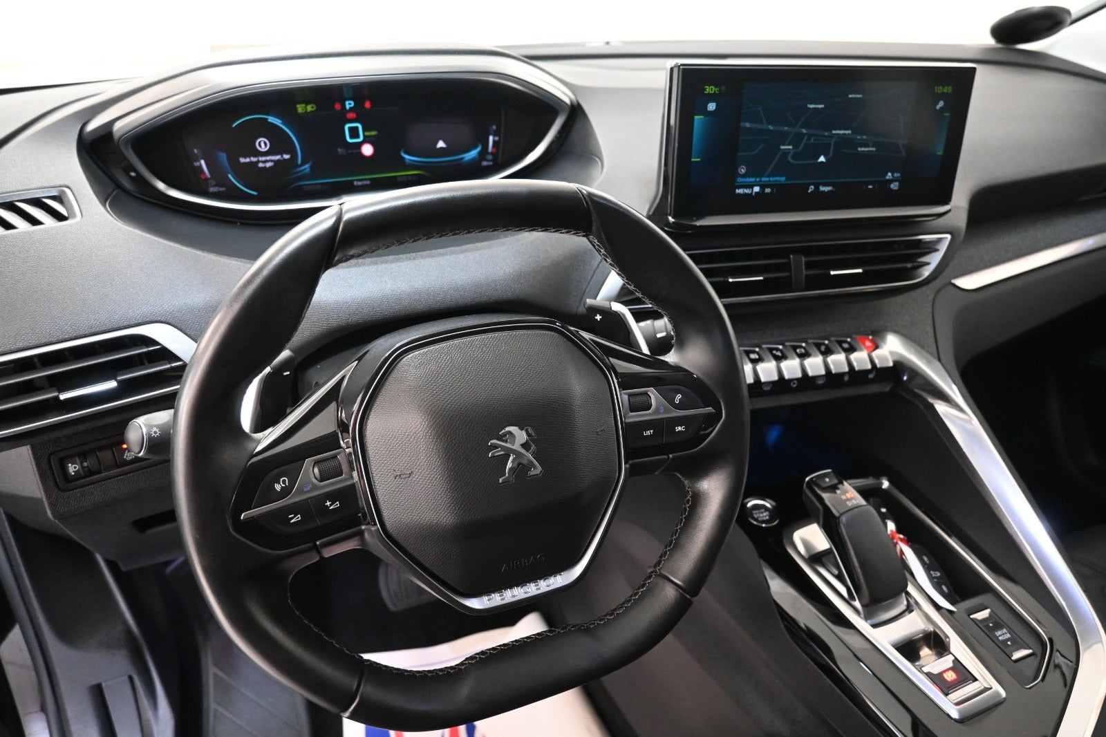 Peugeot 3008 Hybrid Allure Sport LTD EAT8