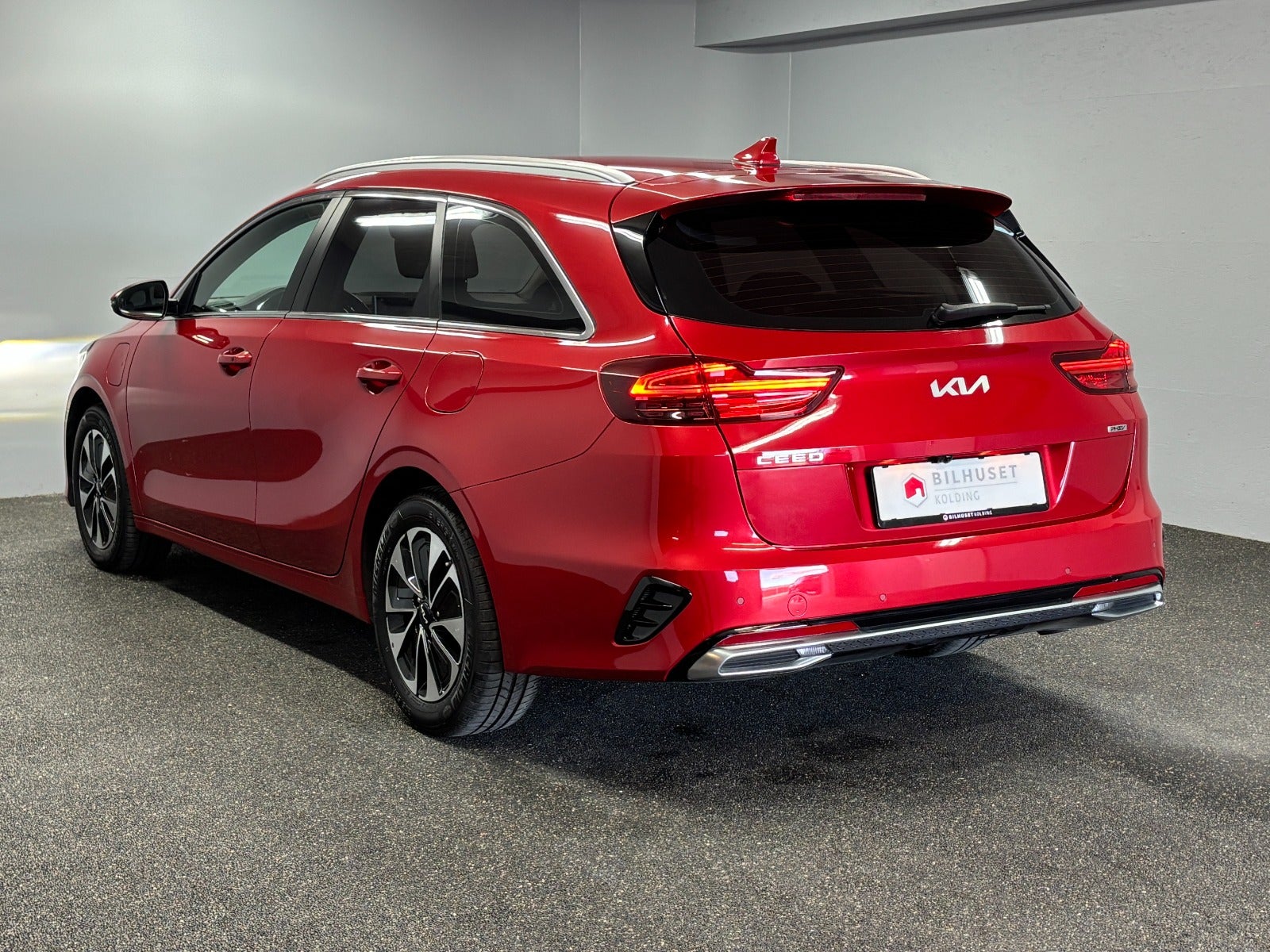 Billede af Kia Ceed 1,6 PHEV Prestige SW DCT