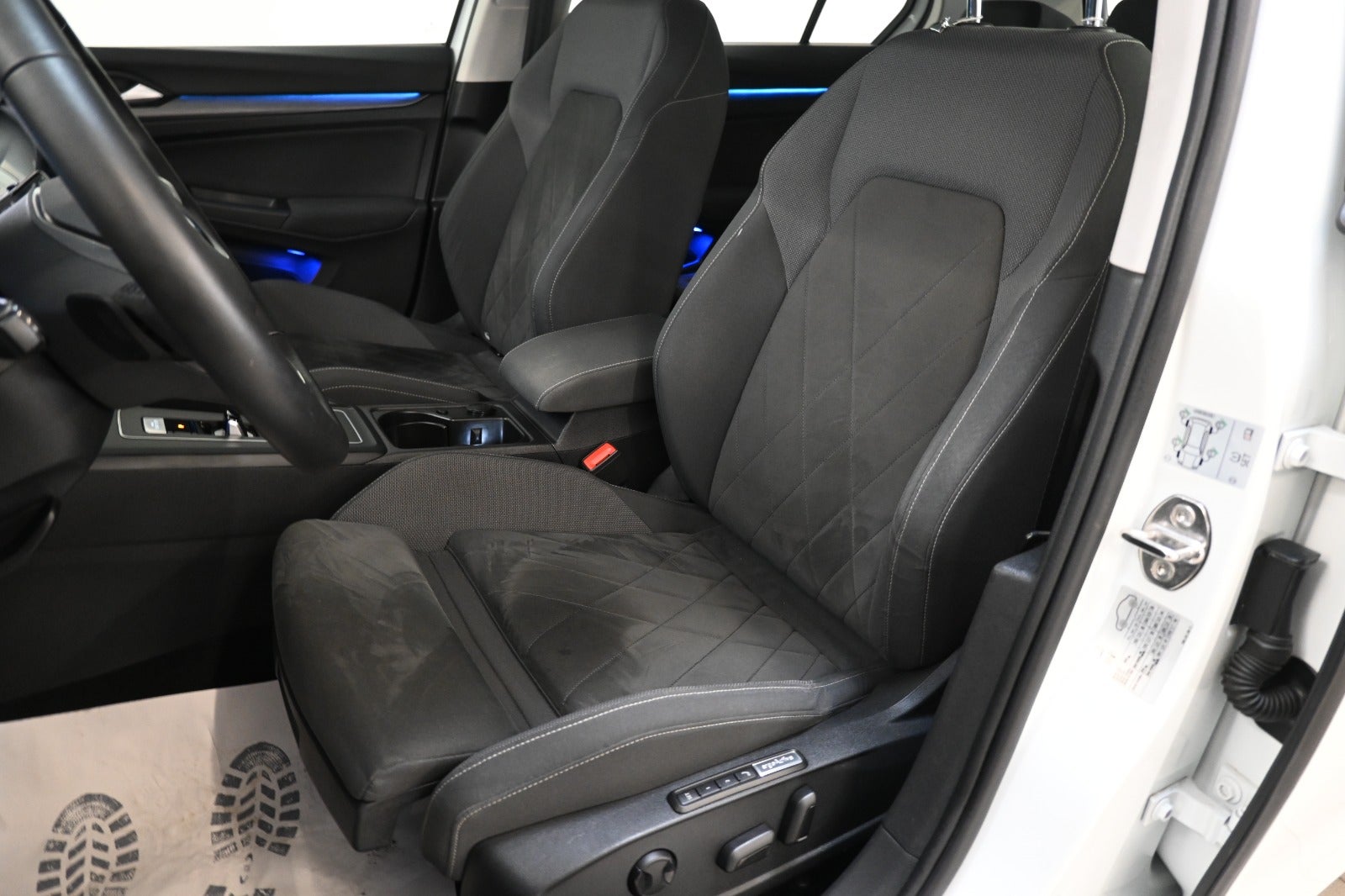 VW Golf VIII eHybrid DSG
