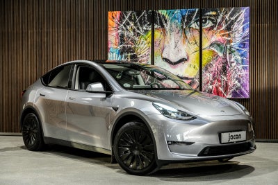 Tesla Model Y Long Range AWD