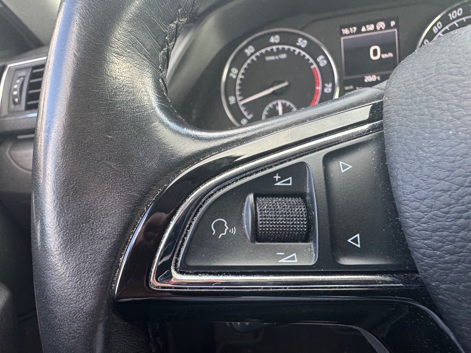 Skoda Superb TSi 150 Style Combi DSG
