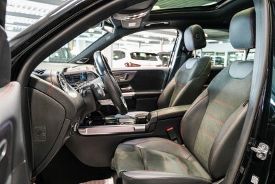 Mercedes EQB250+