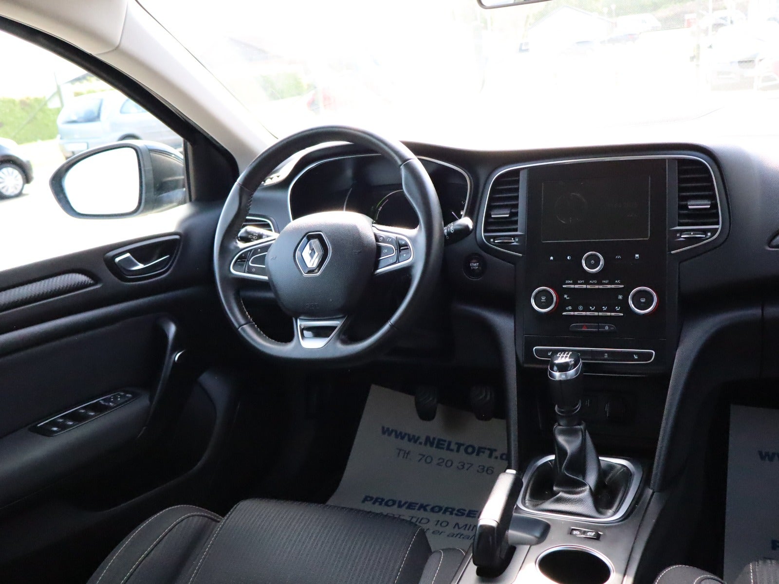 Billede af Renault Megane IV 1,3 TCe 140 Zen Sport Tourer EDC