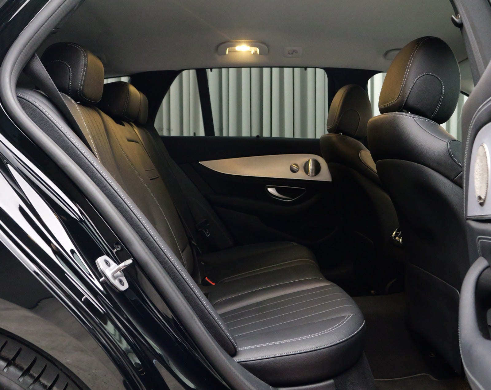 Mercedes E300 de AMG Line stc. aut.