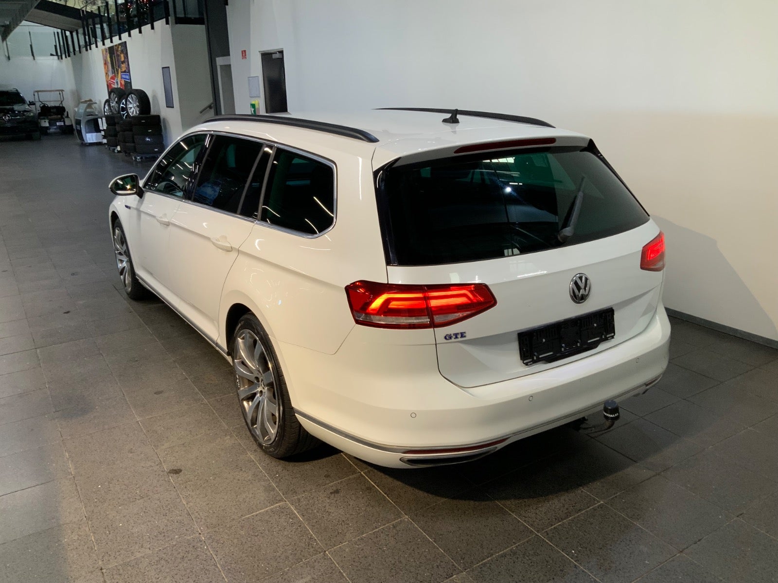 VW Passat (4/8)