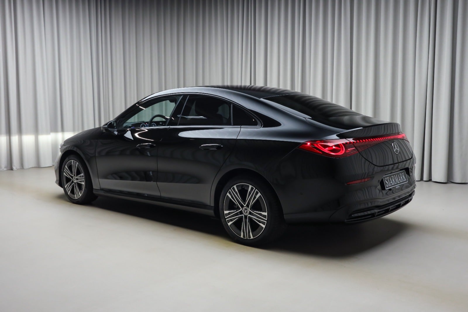 Mercedes-Benz CLA 200 (3/8)